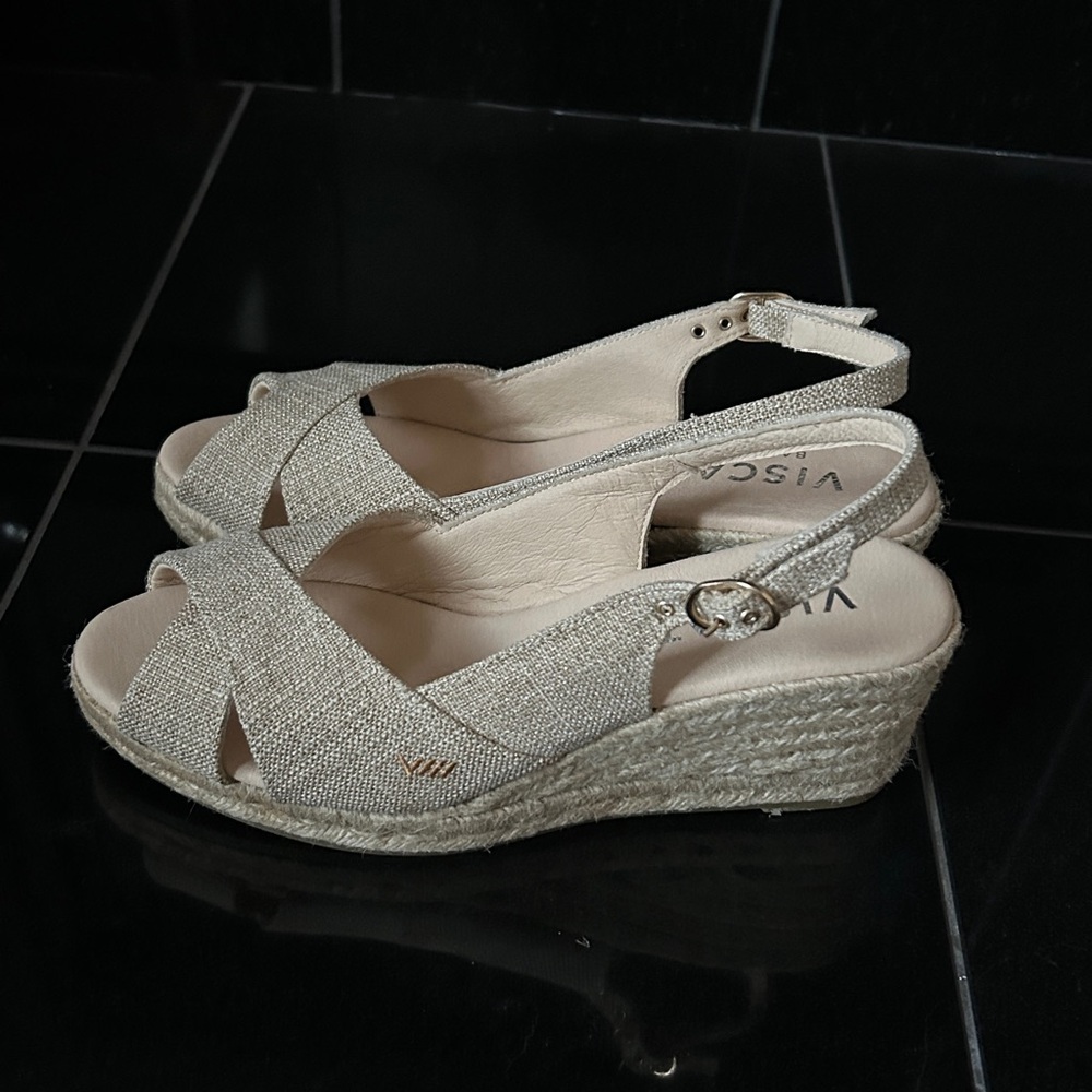 NWOT Viscata Llansa Canvas Wedges Beige Size 9 - Picture 5 of 9